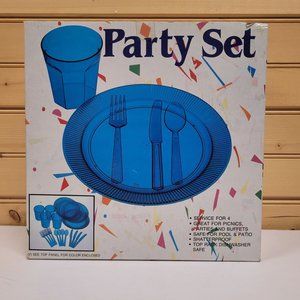 Party Set 1986 Service 4 Red Plastic Picnic Sealed 21612 Plates Tumblers Spoons
